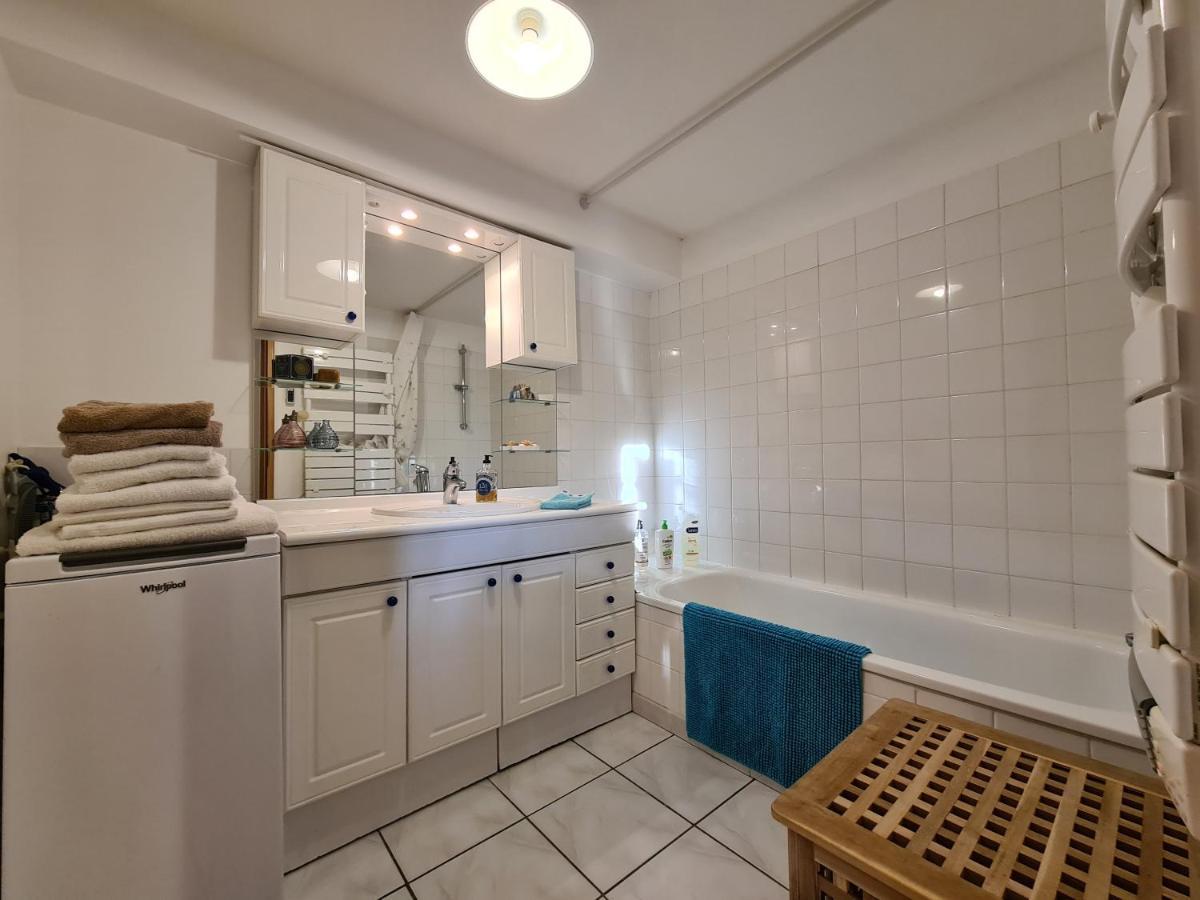 Large Private Garden, Quiet 2-Bedroom Apartment, Air Conditioning, Wifi, Parking Каси Екстериор снимка