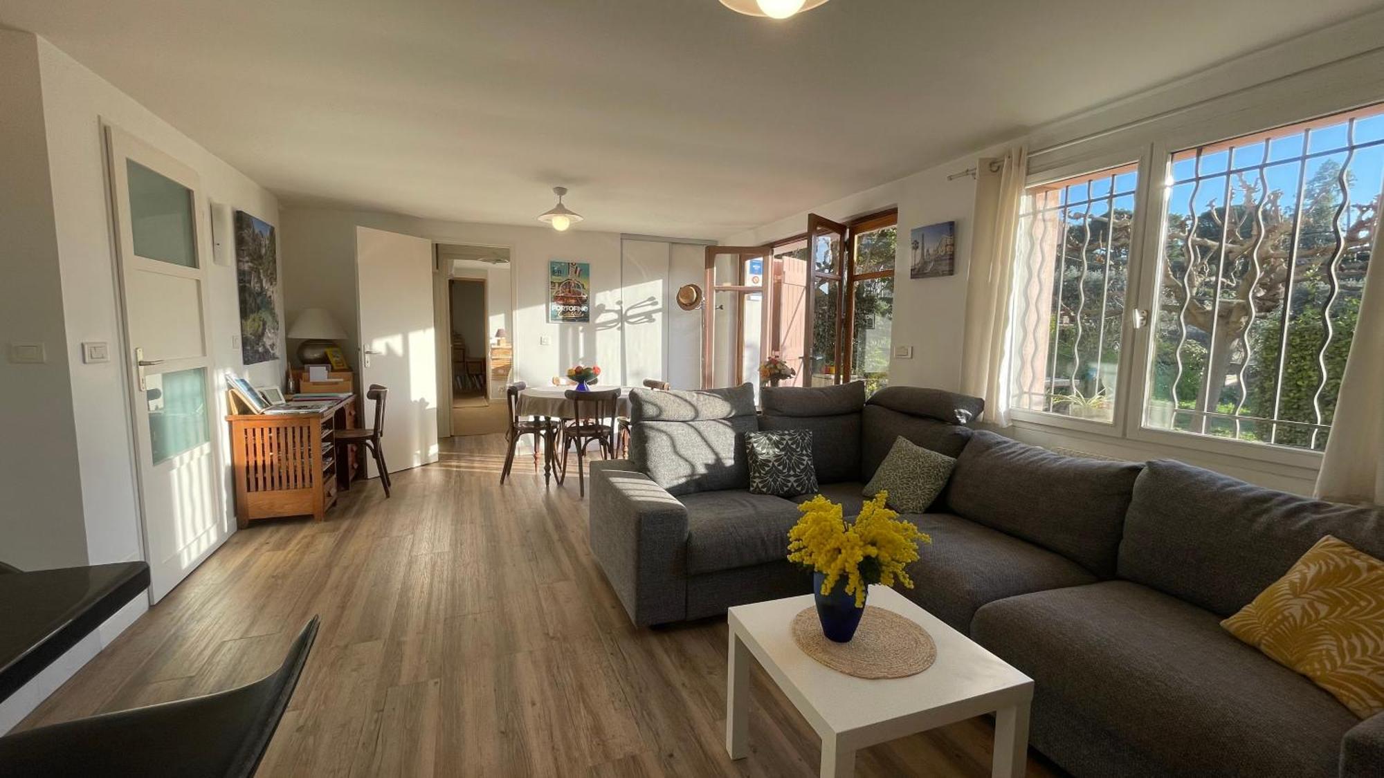 Large Private Garden, Quiet 2-Bedroom Apartment, Air Conditioning, Wifi, Parking Каси Екстериор снимка
